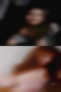 LA hot girls showing their pussy nude girls.